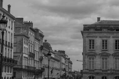 Garonne nehrindeki Bordeaux şehrinde.