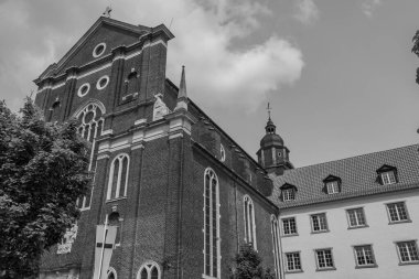 Coesfeld yakınlarındaki Alman Baumberge 'inde yürüyüş.