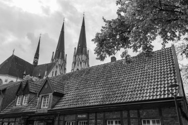 Coesfeld yakınlarındaki Alman Baumberge 'inde yürüyüş.