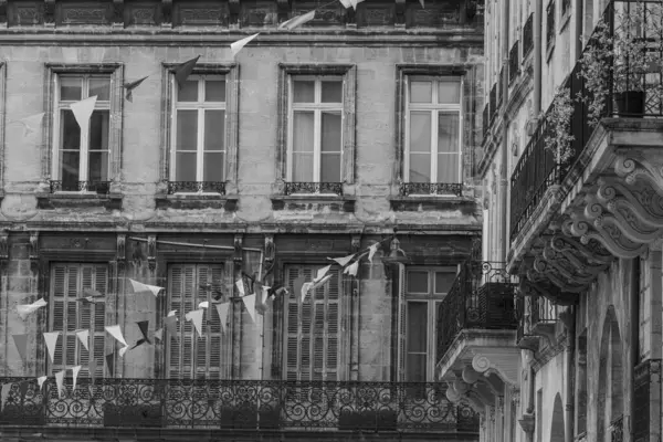 Garonne nehrindeki Bordeaux şehrinde.