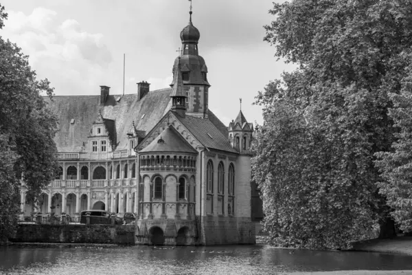 Coesfeld yakınlarındaki Alman Baumberge 'inde yürüyüş.