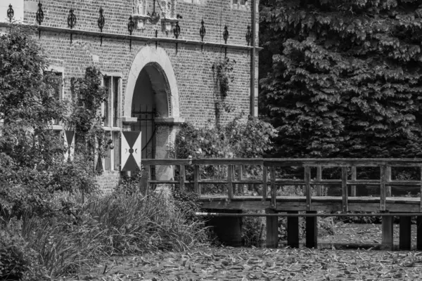 Coesfeld yakınlarındaki Alman Baumberge 'inde yürüyüş.