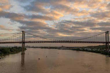 Garonne Nehri 'ndeki Bordeaux şehri.