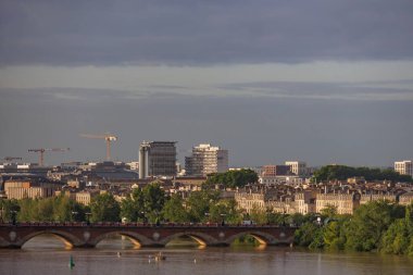 Bordeaux ve Garonne Nehri