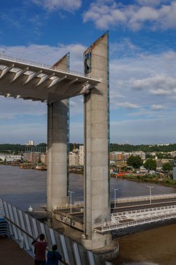 Fransa 'daki Garonne Nehri' nde.