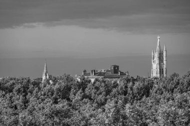 Fransa 'daki Garonne Nehri' nde.