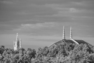 Fransa 'daki Garonne Nehri' nde.