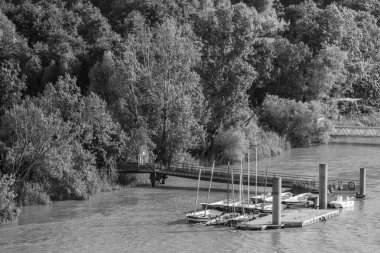 Fransa 'daki Garonne Nehri' nde.