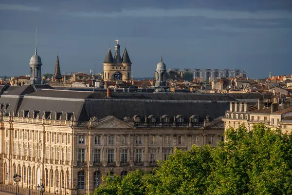 Bordeaux ve Garonne Nehri