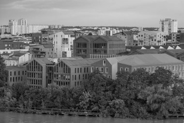 Bordeauyx Garonne nehrinde