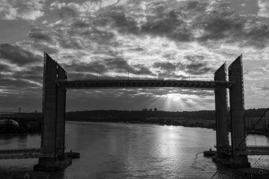 Bordeauyx Garonne nehrinde