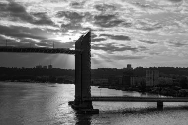 Bordeauyx Garonne nehrinde