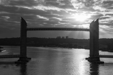 Bordeauyx Garonne nehrinde