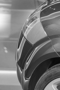 Güzel eski arabalar ve motosikletler.