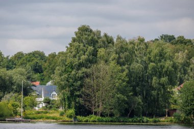 Potsdam şehri ve Germa Brandenburg gölleri