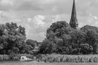 Werder şehri ve Potsdam yakınlarındaki göller.