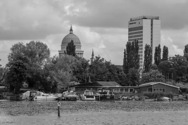 Werder şehri ve Almanya 'da Potsdam yakınlarındaki göller