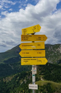 Avusturya Alpleri 'nde Carinthia' da yürüyüş