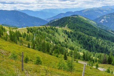 Avusturya Alpleri 'nde Carinthia' da yürüyüş