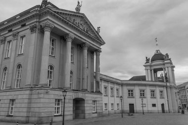 Potsdam şehrinde yaz arifesinde