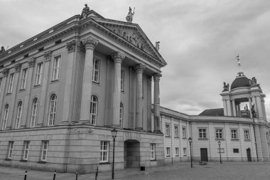 Potsdam şehrinde yaz arifesinde