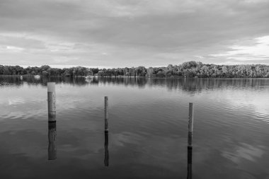 Akşamleyin Potsdam şehrinde.