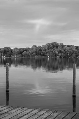 Akşamleyin Potsdam şehrinde.
