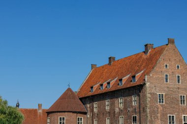 Westphalia 'daki Raesfeld köyünde yaz mevsimi