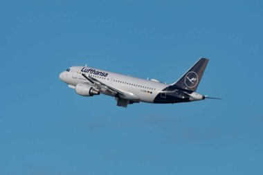Zurich, Switzerland, January 19, 2023 Lufthansa Airbus A319-112 aircraft is departing from runway 28