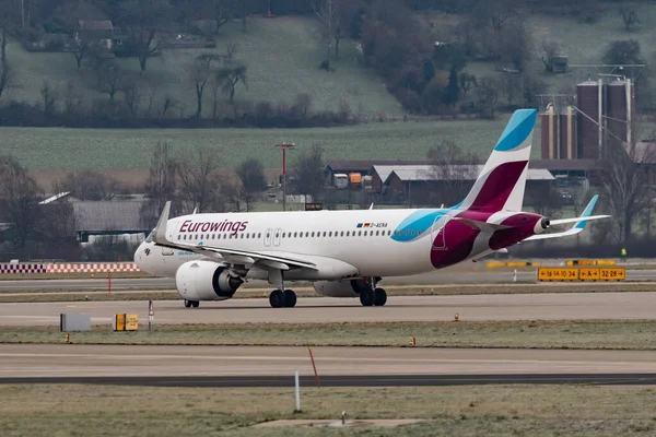 Zurich Switzerland January 2023 Eurowings Airbus A320 251N Neo Taxiing — Stockfoto