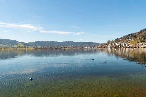 Oberaegeri Switzerland February 2023 Beautiful View Lake Aegerisee Sunny Day — Stock Photo, Image