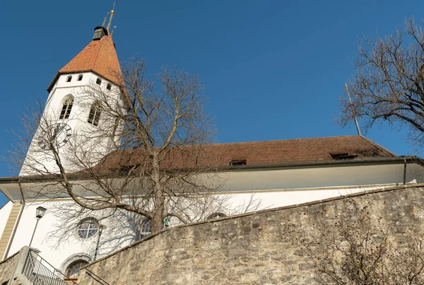 Тун Швейцария Февраля 2023 Старая Городская Церковь Центре Солнечный День — стоковое фото