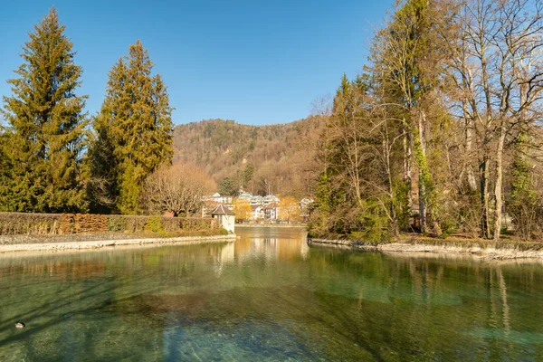 2023年2月13日 瑞士图恩 阳光灿烂的一天 图恩湖畔的水路 — 图库照片