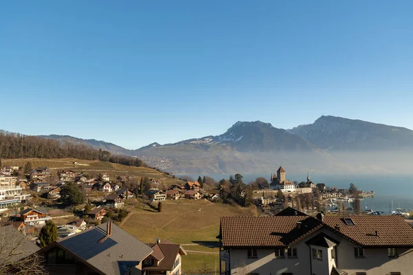 Spiez Кантон Берн Швейцария Февраля 2023 Вид Район Шпиц Солнечный — стоковое фото