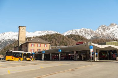 Saint Moritz, İsviçre, 21 Şubat 2023 Şehir Merkezi Tren İstasyonu