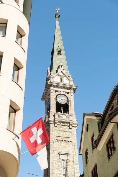 Moritz Schweiz Februar 2023 Turm Der Historischen Reformierten Kirche Stadtzentrum — Stockfoto
