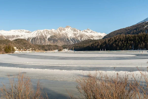 Сент Моріц Швейцарія Лютого 2023 Року Замерзле Озеро Санкт Моріц — стокове фото