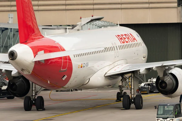 Curych Švýcarsko Ledna 2023 Letoun Iberia Airbus A320 214 Parkuje — Stock fotografie