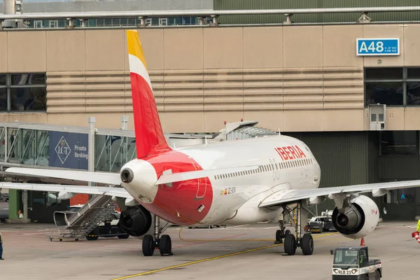 Zurich Switzerland January 2023 Iberia Airbus A320 214 Aircraft Parking — Stock Photo, Image