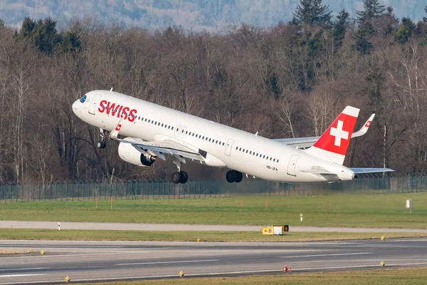 Zurych Szwajcaria Stycznia 2023 Szwajcarskie Linie Lotnicze Airbus A321 271Nx — Zdjęcie stockowe