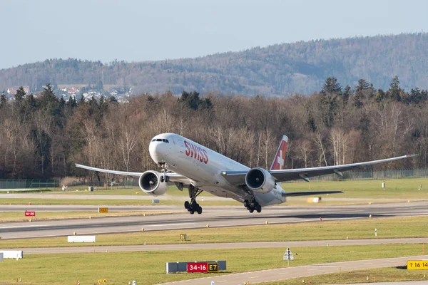 Zurich Suiza Enero 2023 Las Aerolíneas Internacionales Suizas Boeing 777 — Foto de Stock