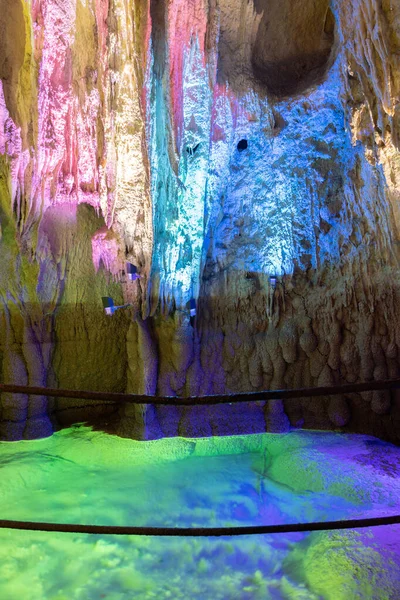 Baar Sviçre Nisan 2023 Nanılmaz Büyüleyici Kaya Oluşumu Hoellengrotten Mağarasında — Stok fotoğraf