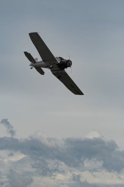 Rhine Vadisi, Saint Gallen, İsviçre, 20 Mayıs 2023 HB-RIO Junkers F13 Nostaljik pervane uçak performansını yeniden inşa etti.