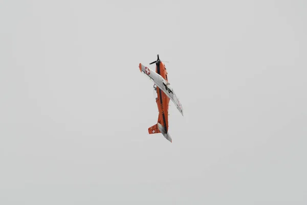 스위스 2023 Fun 필라투스 프로펠러 비행기가 호메르 정상에서 수있는 — 스톡 사진