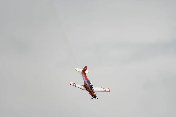 스위스 2023 Fun 필라투스 프로펠러 비행기가 호메르 정상에서 수있는 — 스톡 사진