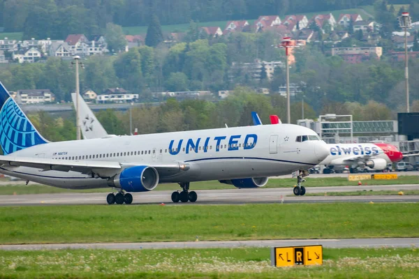 Zurich Switzerland May 2023 667Ua United Airlines Boeing 767 322 — Stock Photo, Image