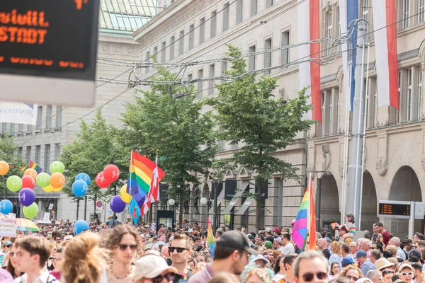 Zurique Suíça Junho 2023 Manifestantes Pacíficos Durante Parada Orgulho Gay — Fotografia de Stock