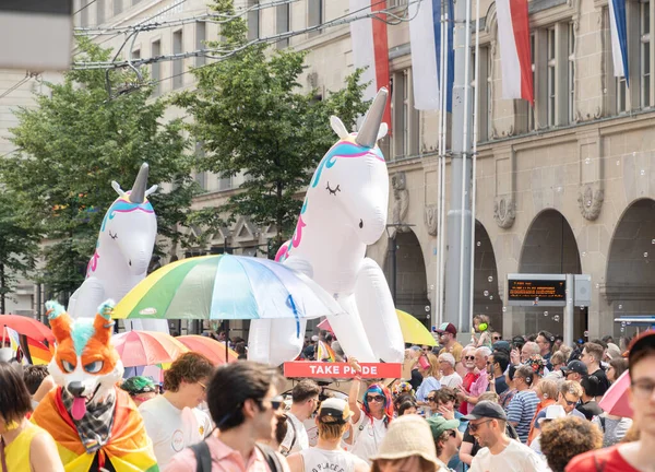 Zurique Suíça Junho 2023 Balão Gênero Unicórnio Manifestação Orgulho Gay — Fotografia de Stock