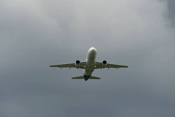 stock image Zurich, Switzerland, May 10, 2023 Lufthansa Airbus A319-114 aircraft takeoff from runway 32