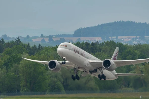 Zurique Suíça Maio 2023 Bhi Qatar Airways Boeing 787 Dreamliner — Fotografia de Stock